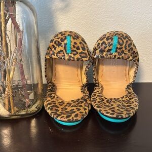 Leopard Tieks - Size 9